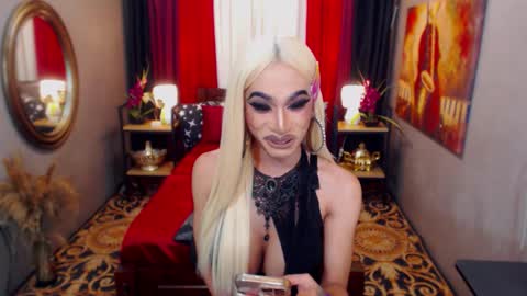 KiaraKeana online show from 10/02/25, 11:17