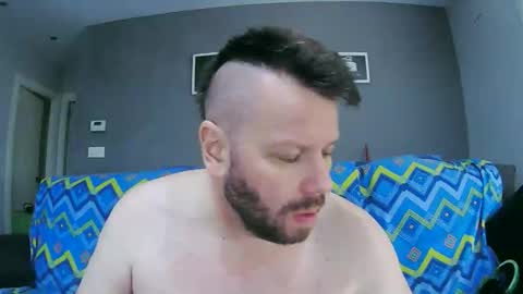 Txan  Chan online show from 10/19/25, 08:59