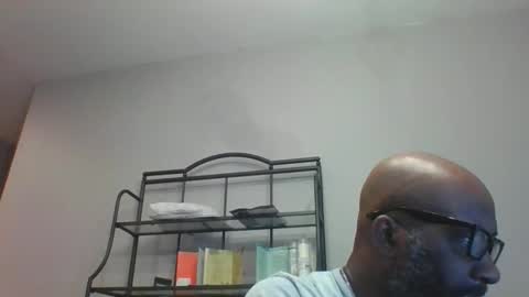 Snapshot of txmrman chatting on 11/19/25, 10:59 txmrman online show from 11/19/25, 10:59