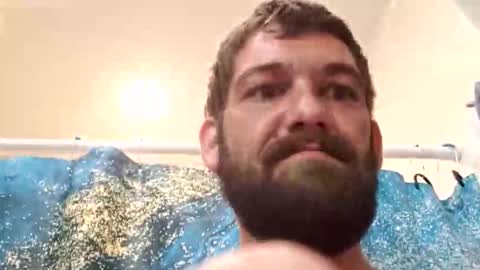 Snapshot of txnick94 chatting on 12/22/25, 12:18 YourDirtyman online show from 12/22/25, 12:18