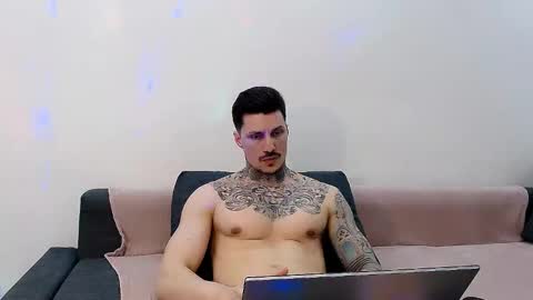 Snapshot of tyagodoll chatting on 12/19/24, 10:00 tyagodoll online show from 12/19/24, 10:00