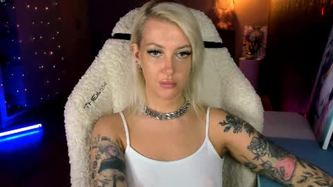 Miley online show from 04/05/26, 02:25