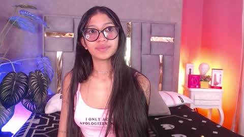 tyla_ks online show from 10/30/25, 07:36