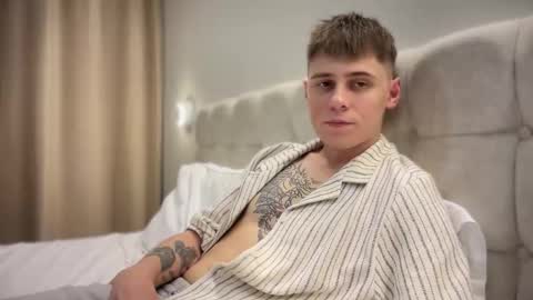 Snapshot of tyler_garrner chatting on 09/10/25, 06:30 tyler_garrner online show from 09/10/25, 06:30