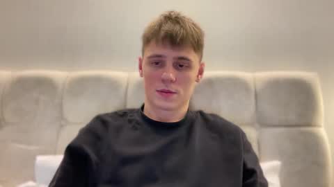 Snapshot of tyler_garrner chatting on 09/19/25, 12:23 tyler_garrner online show from 09/19/25, 12:23