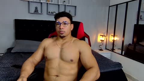 tyler_hank1 online show from 12/10/24, 10:28