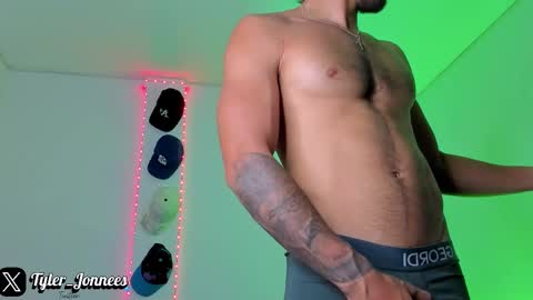 Tyler online show from 12/16/25, 11:32