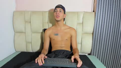 Snapshot of tyler_noir chatting on 06/27/26, 12:22 tyler_noir online show from 06/27/26, 12:22