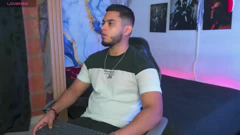 Tyler online show from 11/12/25, 11:03