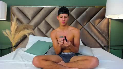 Tyler Rodriguez online show from 02/18/25, 10:47