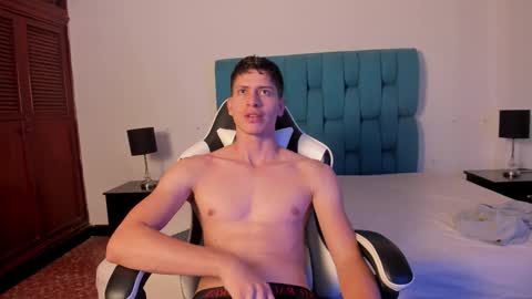 Tyler online show from 09/25/25, 08:01