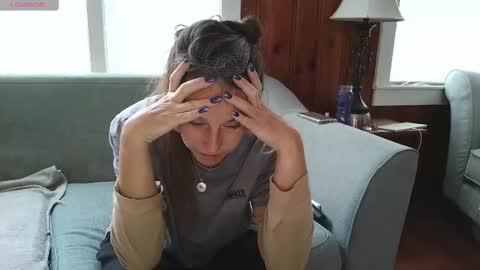 Tyler Sands online show from 11/13/25, 01:21