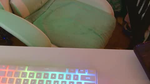Snapshot of tylertytytyty chatting on 05/16/26, 04:53 Tyler online show from 05/16/26, 04:53