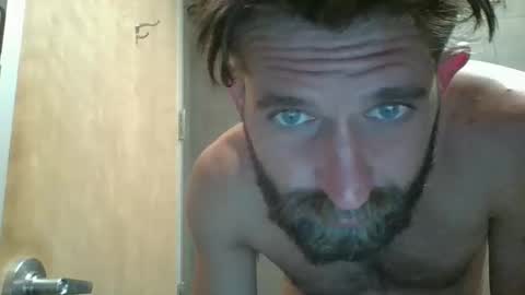 Snapshot of tylerweist727678265 chatting on 05/18/26, 09:48 tylerweist727678265 online show from 05/18/26, 09:48