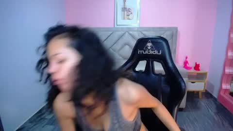 Snapshot of tyna_ch chatting on 06/26/26, 12:53 TYNA online show from 06/26/26, 12:53