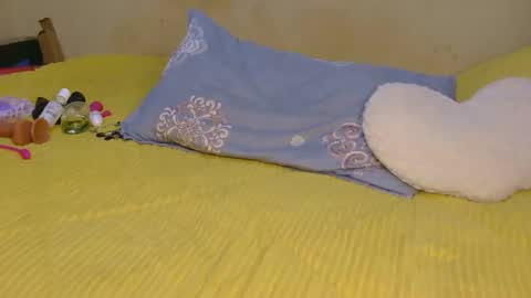 tynniee online show from 02/06/26, 12:04