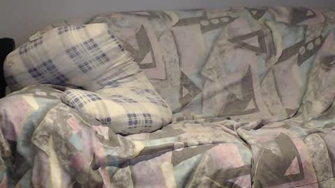 Snapshot of tyson2525 chatting on 12/29/24, 04:59 Helena and Tyson online show from 12/29/24, 04:59