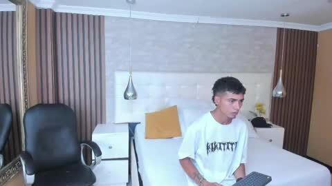 Tyson online show from 04/12/26, 04:06