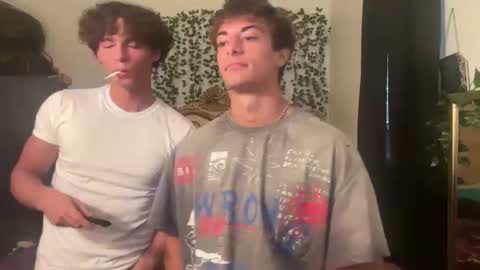tyy0ung online show from 05/28/26, 06:38