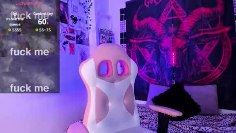 uchikydoll online show from 02/13/26, 11:45