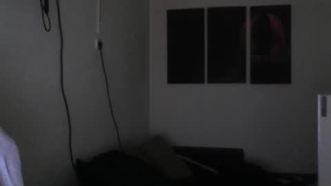 Snapshot of ucloudd chatting on 02/26/25, 09:32 ucloudd online show from 02/26/25, 09:32