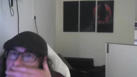 Snapshot of ucloudd chatting on 03/02/25, 07:32 ucloudd online show from 03/02/25, 07:32