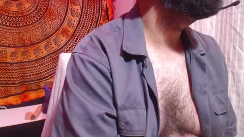 Snapshot of ucsip19 chatting on 10/05/25, 05:39 ucsip19 online show from 10/05/25, 05:39