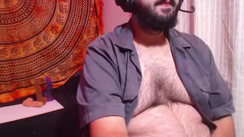 Snapshot of ucsip19 chatting on 10/06/25, 07:22 ucsip19 online show from 10/06/25, 07:22