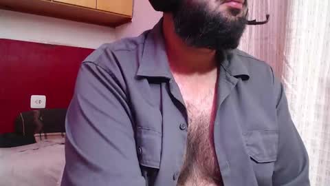 Snapshot of ucsip19 chatting on 11/24/25, 07:41 ucsip19 online show from 11/24/25, 07:41