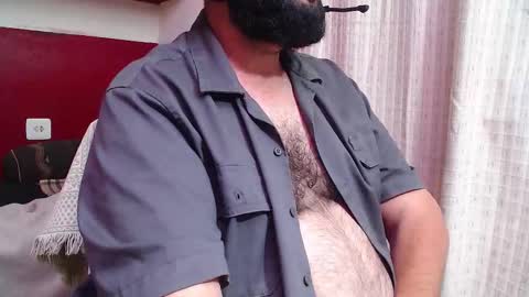 Snapshot of ucsip19 chatting on 11/28/25, 08:22 ucsip19 online show from 11/28/25, 08:22