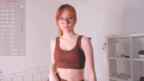 Lili online show from 03/02/25, 07:54