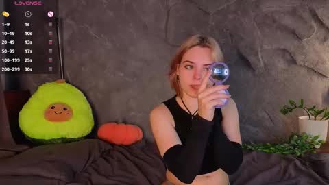 Polly online show from 11/30/25, 03:16