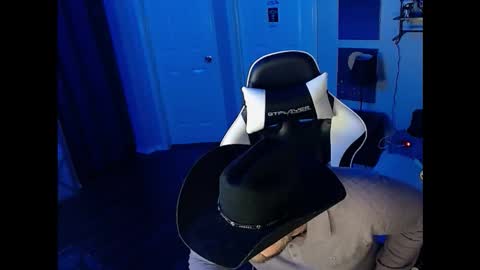 Snapshot of ugly_viking chatting on 03/02/26, 07:59 Ugly Viking online show from 03/02/26, 07:59