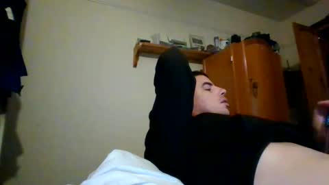 Snapshot of uglyyounlad chatting on 09/30/25, 01:21 uglyyounlad online show from 09/30/25, 01:21