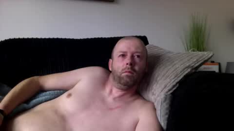 ukmatty3 online show from 10/01/25, 08:53