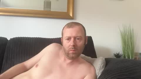 ukmatty3 online show from 04/17/26, 02:53