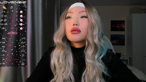 Snapshot of uko_sa chatting on 12/20/24, 12:49 uko sa online show from 12/20/24, 12:49