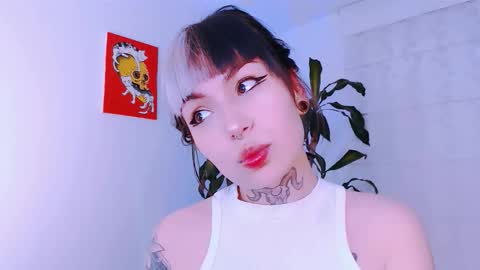 Martina online show from 10/19/25, 01:39