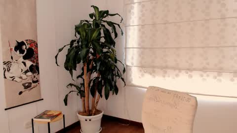 Snapshot of ulala_martina chatting on 05/11/26, 04:04 Martina online show from 05/11/26, 04:04