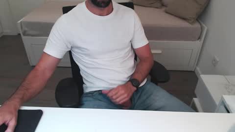 Ulep online show from 10/10/25, 09:08