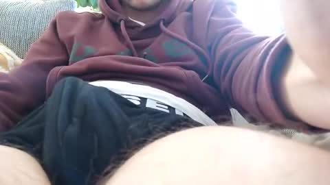 Snapshot of uli1805 chatting on 02/03/25, 12:36 Uli online show from 02/03/25, 12:36