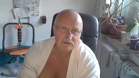 Ulrich online show from 05/18/26, 06:14