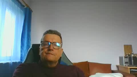 ulmeni4 online show from 12/02/24, 10:18