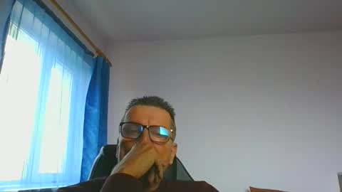 ulmeni4 online show from 12/06/24, 11:00
