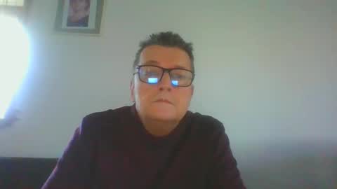 ulmeni4 online show from 12/26/24, 10:48