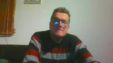 ulmeni4 online show from 12/29/24, 08:15
