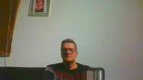 ulmeni4 online show from 01/01/25, 07:43