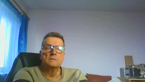 ulmeni4 online show from 01/23/25, 09:18