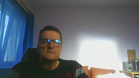ulmeni4 online show from 02/17/25, 12:48