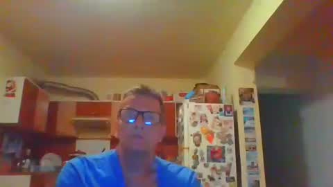 ulmeni4 online show from 04/19/26, 06:21